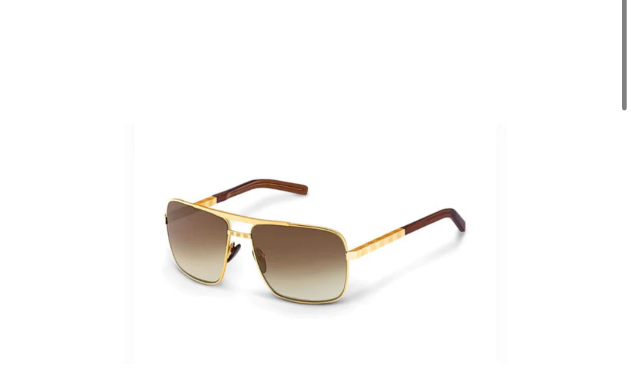 The Classic ‘Sleek Gold’ Sunglasses