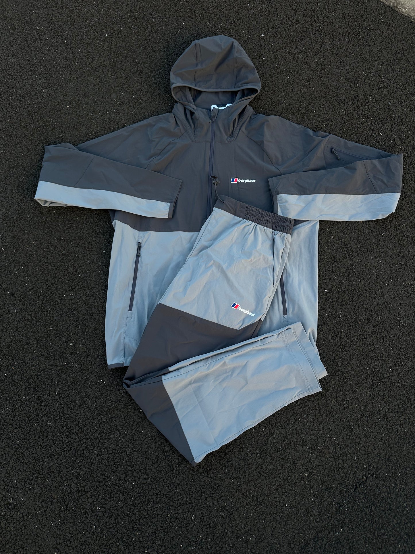 Berghaus Tracksuit - Light Grey / Dark Grey