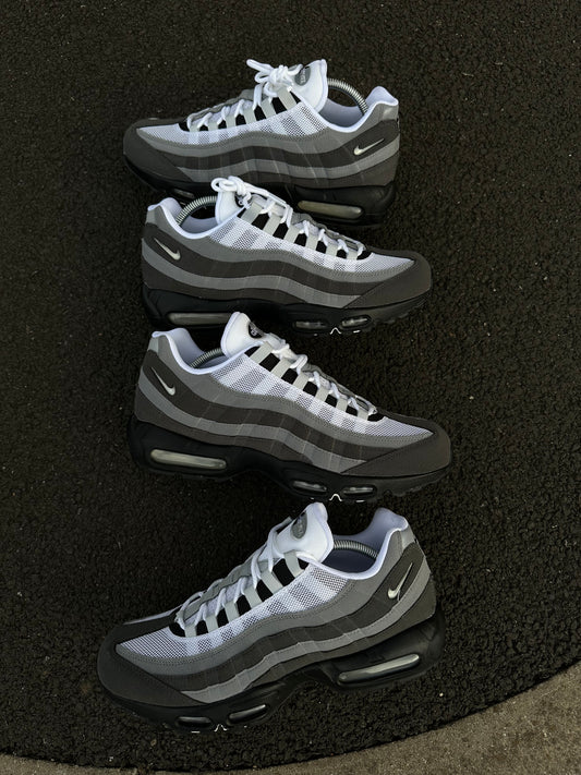 Nike Airmax 95 ‘Grey Jewell’