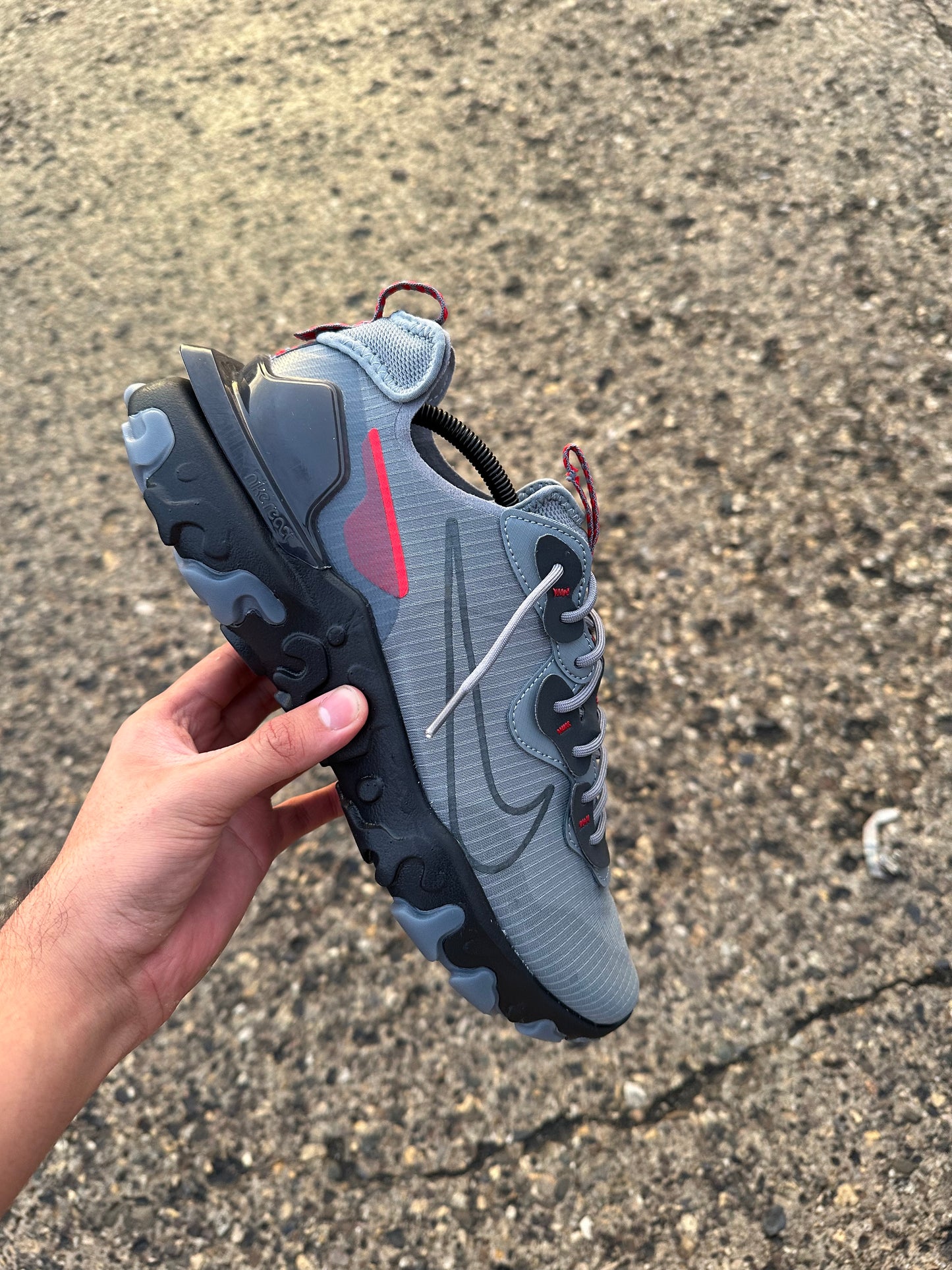 Nike Reacts- Wolf Grey