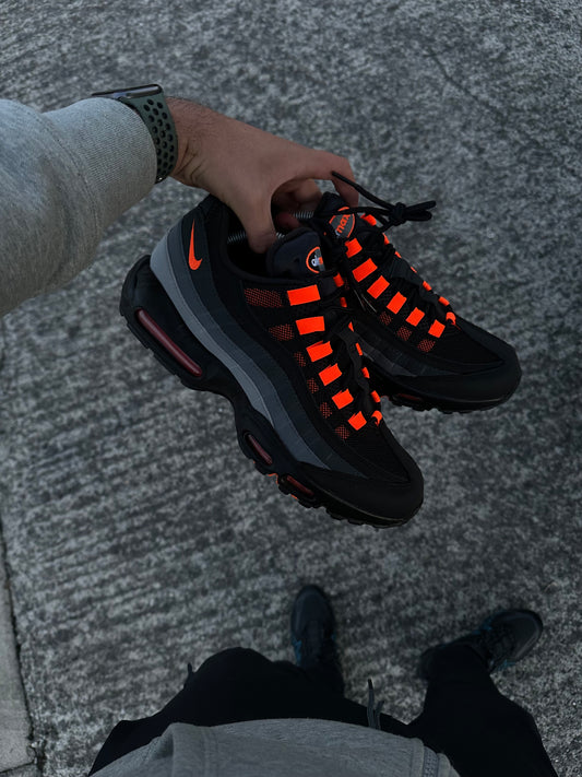 Nike Airmax 95- Hyper Crimson