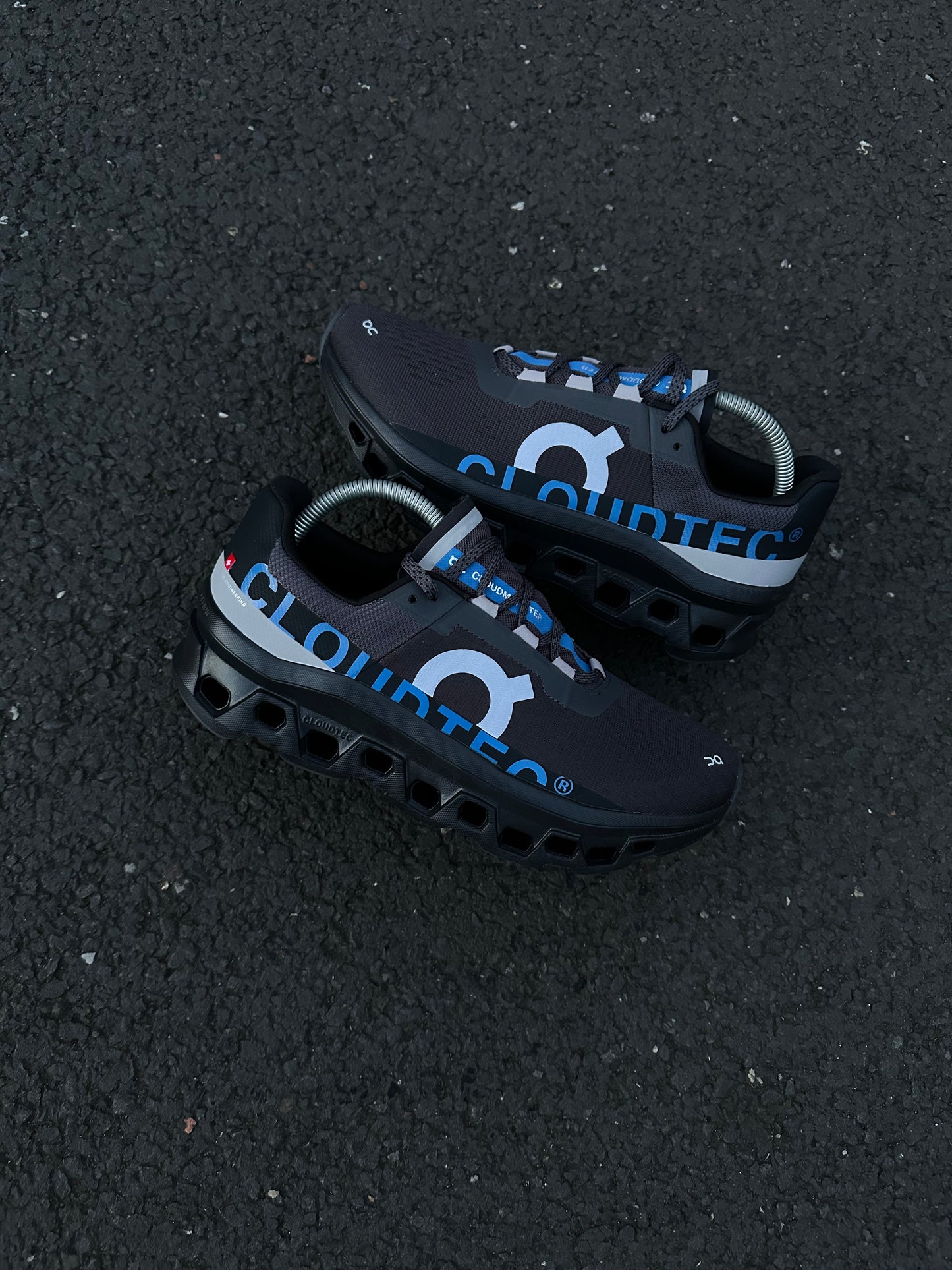 On Running Cloud Monster- Black & Blue