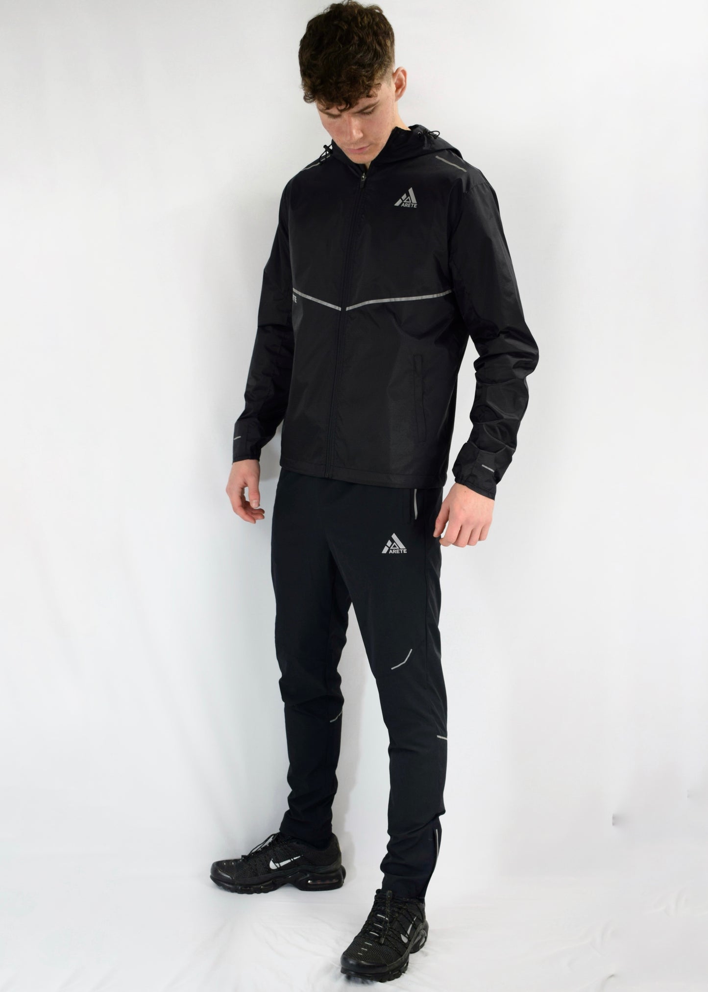 Arete Swift 1.0 4-Piece Set Jacket/T-Shirt/Shorts/Pants - Blackout