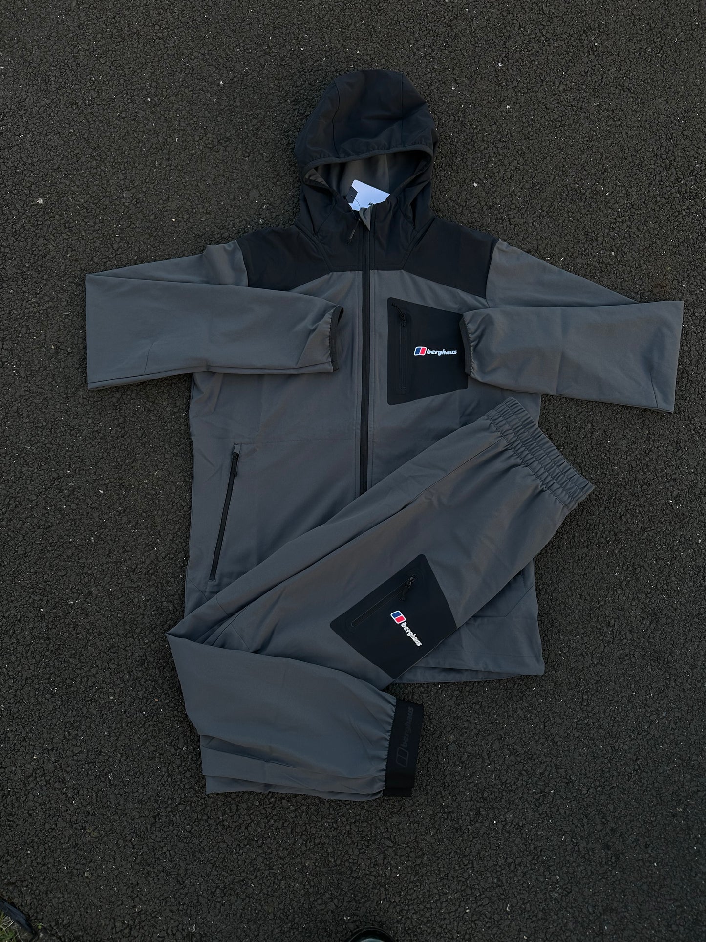 Berghaus Tracksuit Men’s - Black/Grey